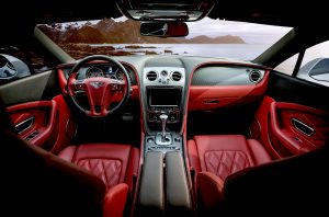 interni auto moderna