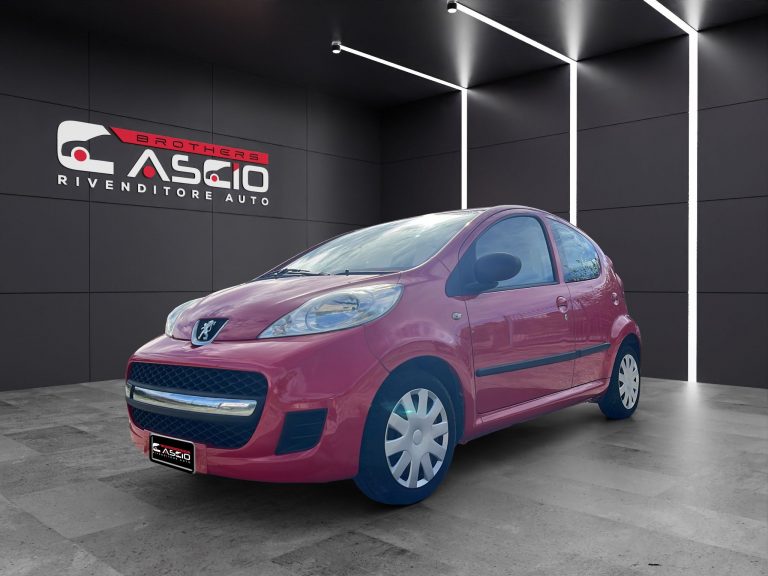 Peugeot 106 fronte sx