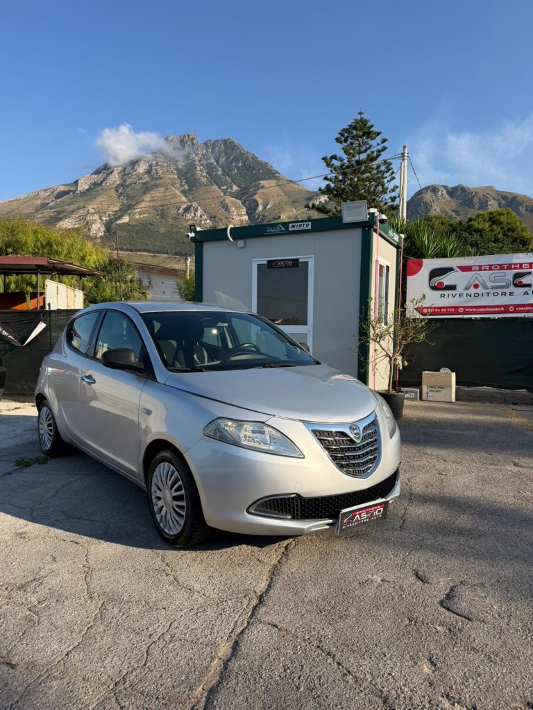 Lancia Ypsilon 1.2